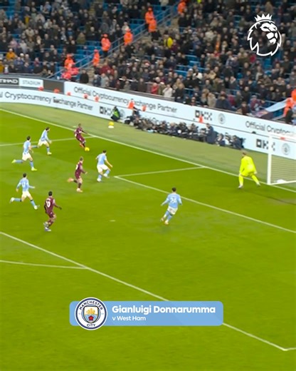 Matchweek 17 saw some sensational saves 🧤 | Premier League