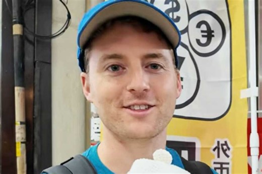 「一杯丸ごと食べるのは、人生で初めて」　アメリカ人が仰天した日本の食文化　「まるで花のアレンジ」と表現した意外なグルメとは