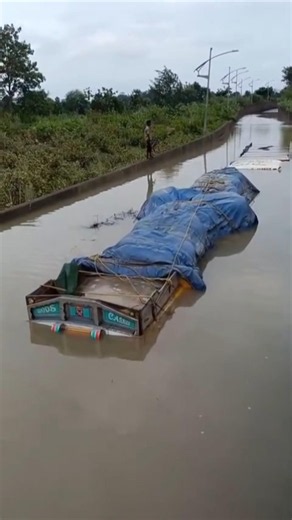 Risky Life Of Truck drivers