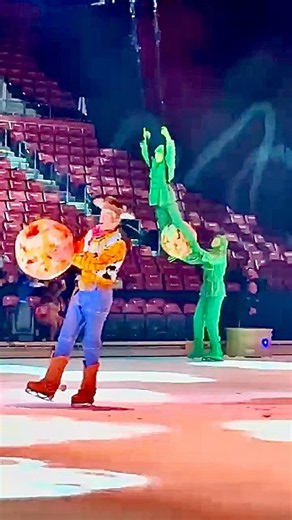 Toy Story Army Men Pull Off INSANE Balance Stunt! 🤯🔥