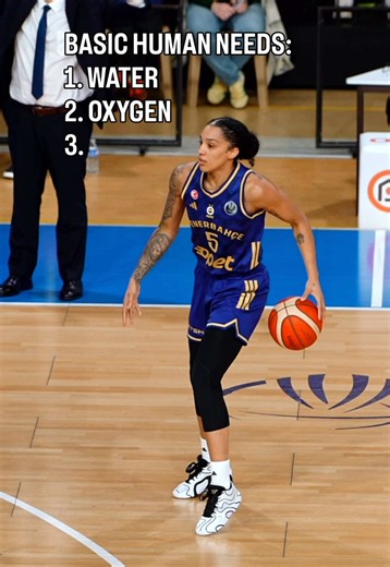 Gabby Williams EuroLeague Women three-pointer highlights