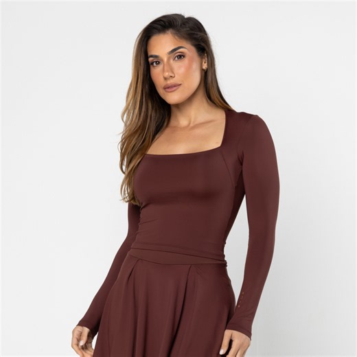 Blusa Decote Reto Sense Couro - Borju