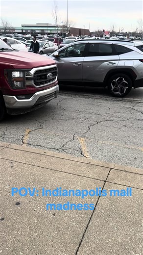 Caught these racist Mexicans at the mall tryna press this black woman i almost had to get active #Indianapolis #Mall #ChristmasShopping