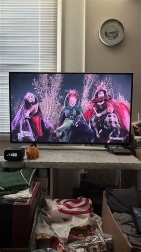 Freeform 31 Nights Of Halloween (2025) Hocus Pocus Bumper #2