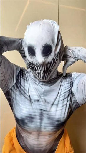 Guaranteed Laughs with an Alien Prank!