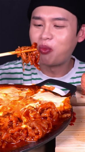 Spicy chicken foot with rice ball mini corn dog spam mukbang! #asmr #food #foodlover #koreanfood
