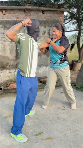 Best One Hand Neck Hold Defence😱🥋#selfdefence #judo #selfdefense #martialarts #safetytips