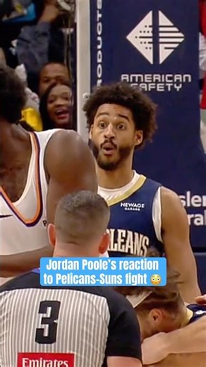 Jose Alvarado and Mark Williams got chippy 👀