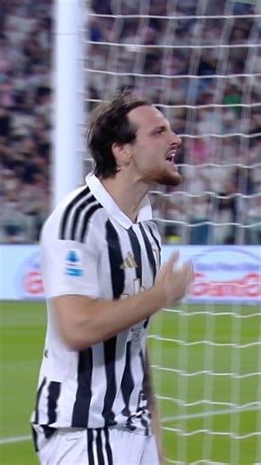 CRAZY ENDING to JUVE-MILAN! 🤯 #SerieA #JuveMilan