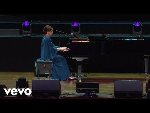 The Collingsworth Family - In the Garden (Live) (Official Music Video)
