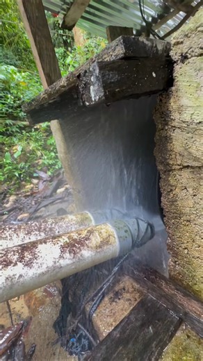 Generating 100% Free Electricity from Running Water! 🌊⚡#viral #shorts
