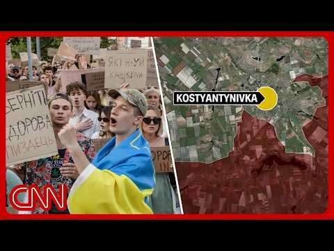 Ukrainians fume over popular defense minister firing; Russia's 'tiny' gains