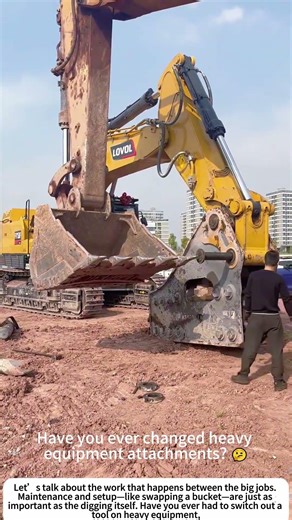 Tool Time: Swapping Out an Excavator Bucket 🚜