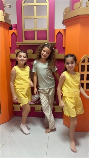Eleen and Taleen on the trend with Naya 😍 Who is behind Naya?!