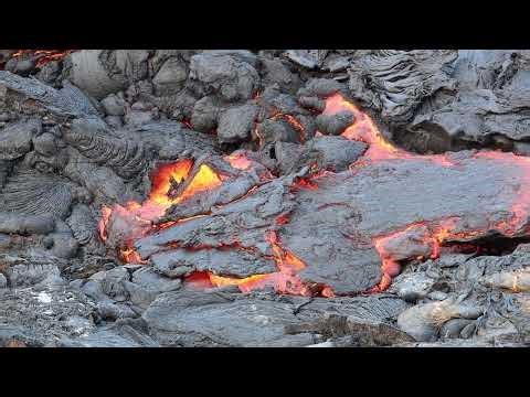 LAVA Science: Sound of Flowing Lava, *REUNION ERUPTION* Mar/24/2026 #volcano #lava #geology #rocks