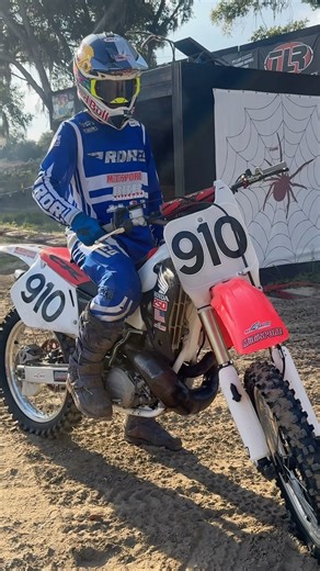 Shredding a 1996 CR250 at Spyder MX