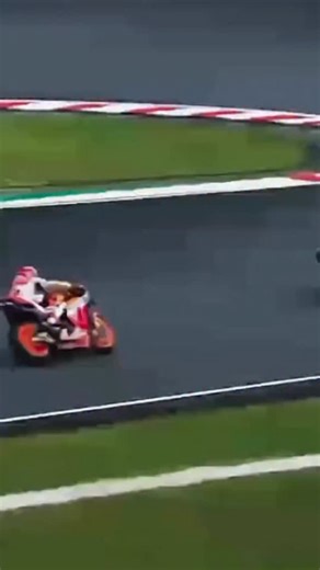 The Glendale Police Department is once again offering a free motorcycle safety training course. Our February class is full, but additional class dates are still open 🏍️ Learn more and register at GlendaleCA.gov/MotorcycleSafety #Glendale #Motorcycle #MotorcycleSafety #GlendalePD #FreeClass | Glendale Police Department