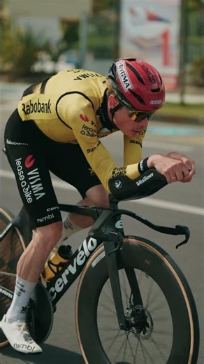 Built where every detail matters. Recon — #JonasVingegaard #GirodItalia