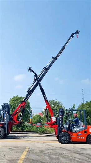 Self assemble forklift crane, it is a universal fly jib for any kind of forklift. Powered by the forklift. Can work as warehouse machinery, aerial work platform, construction machinery… view homepage for more#flyjib #forkliftcrane#forkliftoperator #mobilecrane#lorrycrane