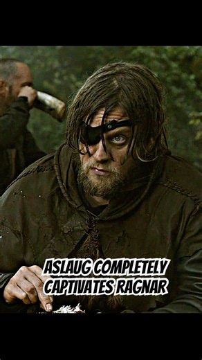 Aslaug completely captivates Ragnar #foryou #series #shorts #vikings