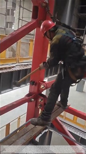 The tower crane pivot pin has been installed in place.