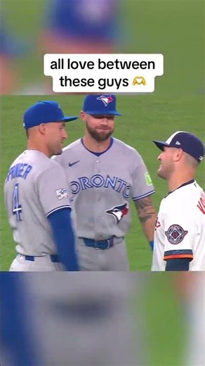 Daulton Varsho faced off against his former Blue Jays teammates right after being traded 🥲🥲