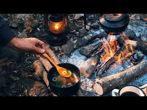 自然と自分だけの30時間。冬の渓谷で焚き火を灯す癒しのソロキャンプ (ASMR)