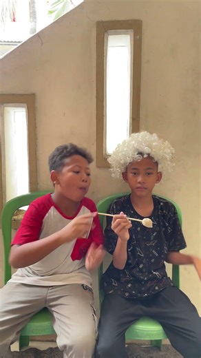 BASO VS BEBOLADAGING😁😅 #mukbang #foodchallenge #jajanan #coldplay #meatball #makansesuaiemoji