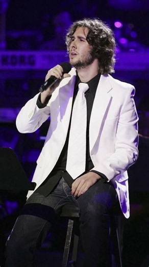 JoshGroban #Singing #MusicShorts #VocalPerformance