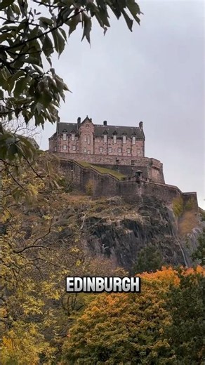 Edinburgh Castle in Autumn 🍂🏰 | Scotland’s Magical Beauty