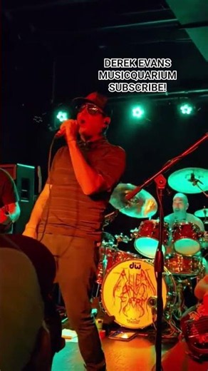 ALIEN ANT FARM