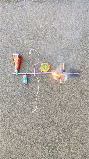 Amazing Crackers Reaction 🔥😳 #experiment #crackers #fireworks