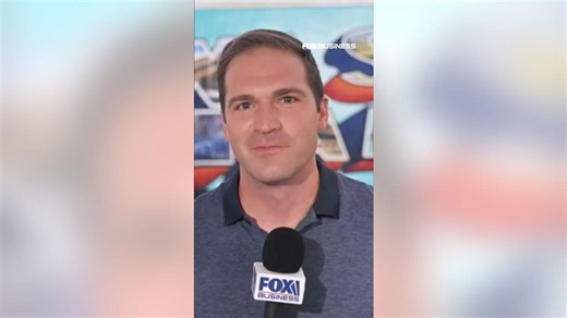 Air Force One leaker was 'highly placed,' former Clinton nuclear bag man suspects