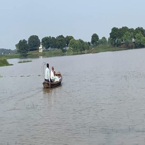 Swollen rivers cut off villages in Prayagraj, Chitrakoot