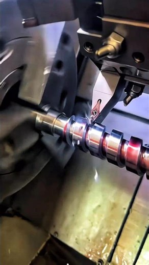 Precision CNC Lathe Machining – High-Speed Turning of Multi-Lobed Steel Shaft