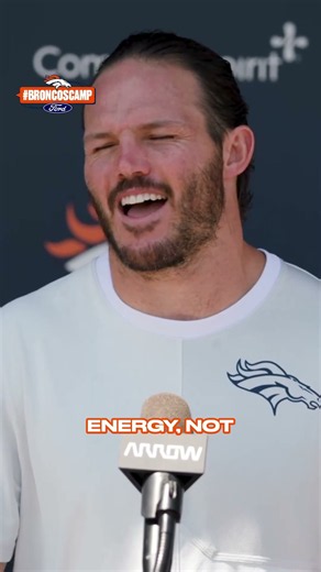 Good to be back with #BroncosCountry 🤩 #broncos #nfl #trainingcamp #singleton