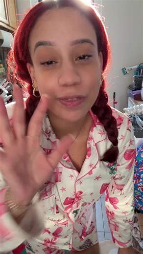 Roomba 405: Efficient Vacuum and Mop for Busy Moms