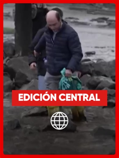 #EdiciónCentral El gobierno decretó estado de catástrofe en Las Condes tras el aluvión registrado en la zona precordillerana de Chile, mientras las autoridades iniciaron las investigaciones por la afectación en vegetación y la pérdida de mil hectáreas. [Mira el noticiero completo y 100% GRATIS -Solo Perú- en tvGO] [Link en la BIO ↑]