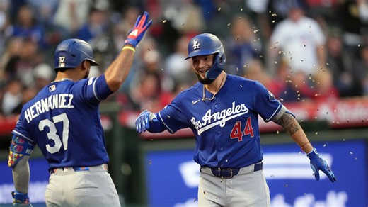 Andy Pages' three-run homer (10)