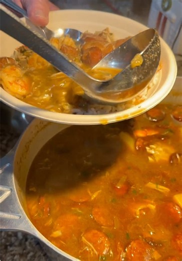 Delicious Seafood Gumbo Recipe Inspired by Louisiana