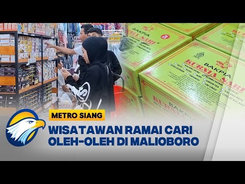 Wisatawan Serbu Malioboro Cari Oleh-Oleh Khas Jogja - [Metro Siang
