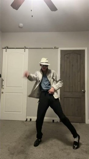 Michael Jackson (Behind The Mask)🎭 #dance #moonwalk #michaeljackson #costume #mjforever