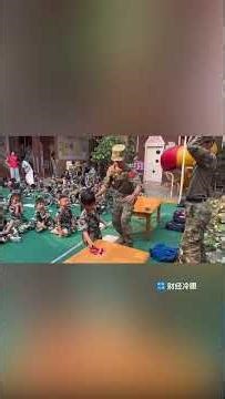 播放量破10亿！教官被小女孩整破防了！好解压！