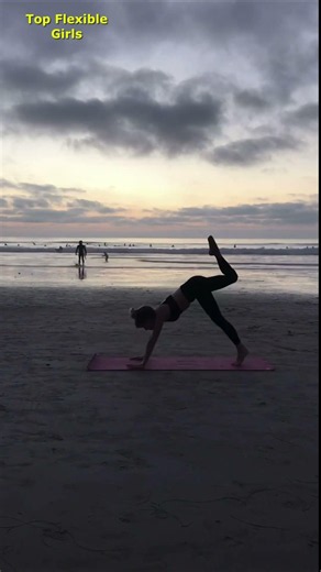 Top Girls yoga. Flexibility skills. Stretch Legs. Contortion and Gymnastics. Fitness Flexible Girls.