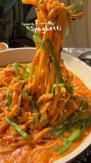 Spinach and Corn Spaghetti #shorts #youtubeshorts #shortsfeed