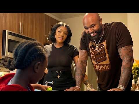 Mike comes to see Nina's new spot!