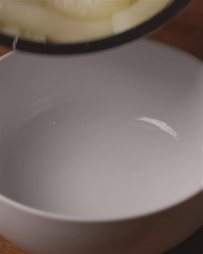 Chinese Spicy Potato Noodles - they're thick, chewy and super addictive. The best thing about this dish is that it can be serve with any of your favourite sauces and even replaced for any noodle in a noodle dish! . #chinese #potatonoodles #noodles #potato #spicy #thicknoodles #noods #simplechinesefood #spicynoodles #chewynoodles | Tasty