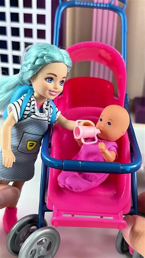 Heartwarming Moments in the Everyday Life of Barbie and Her Family #barbiegirl #barbieandken #Barbiesdailylife #toys