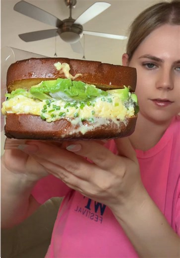 Breakfast Review: Egg Tuck on Uber Eats