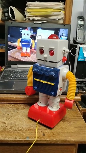 MIKE robot, made by TOMY in JAPAN 1965.